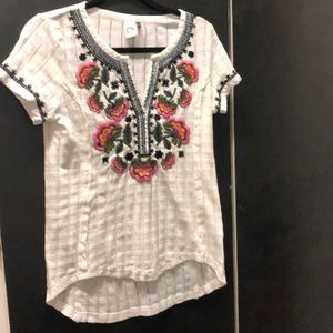 Akemi + Kin by ANTHROPOLOGIE short sleeve knit top